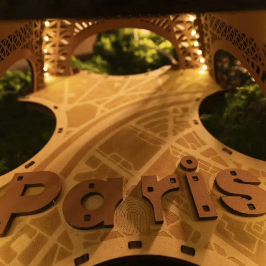 Эйфелева башня