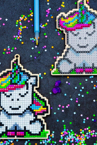 Подвеска "Радужный единорог"